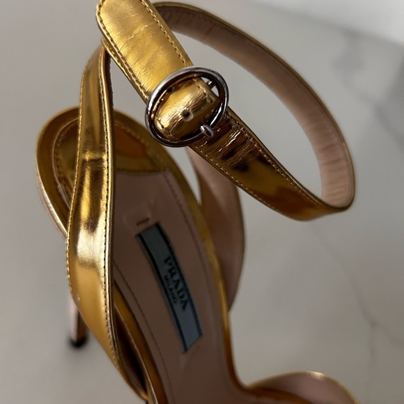 Cream and gold Prada heels, size 39 EU (fit 8.5 perfectly.) - Picture 9 of 12